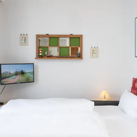 651, Seepark * Зеллин